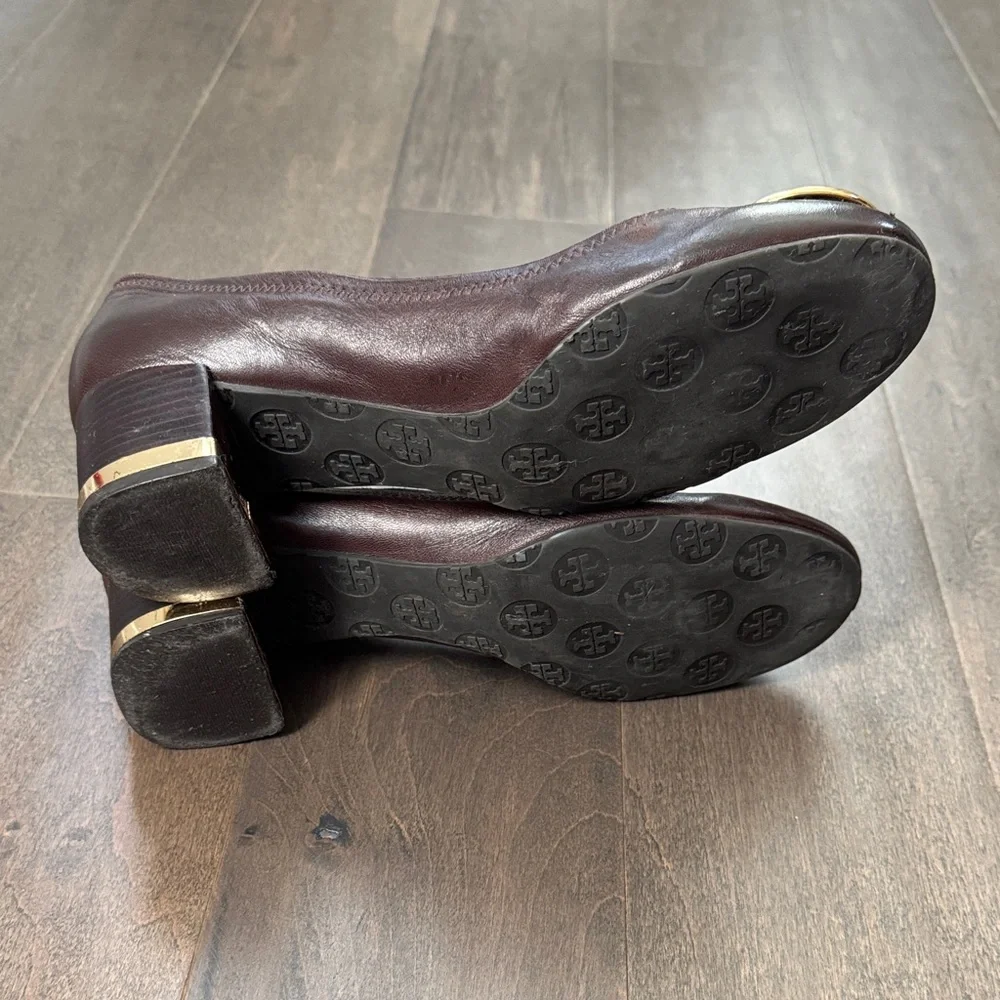 Tory Burch Leather Block Heel Pumps – Women’s Size 9